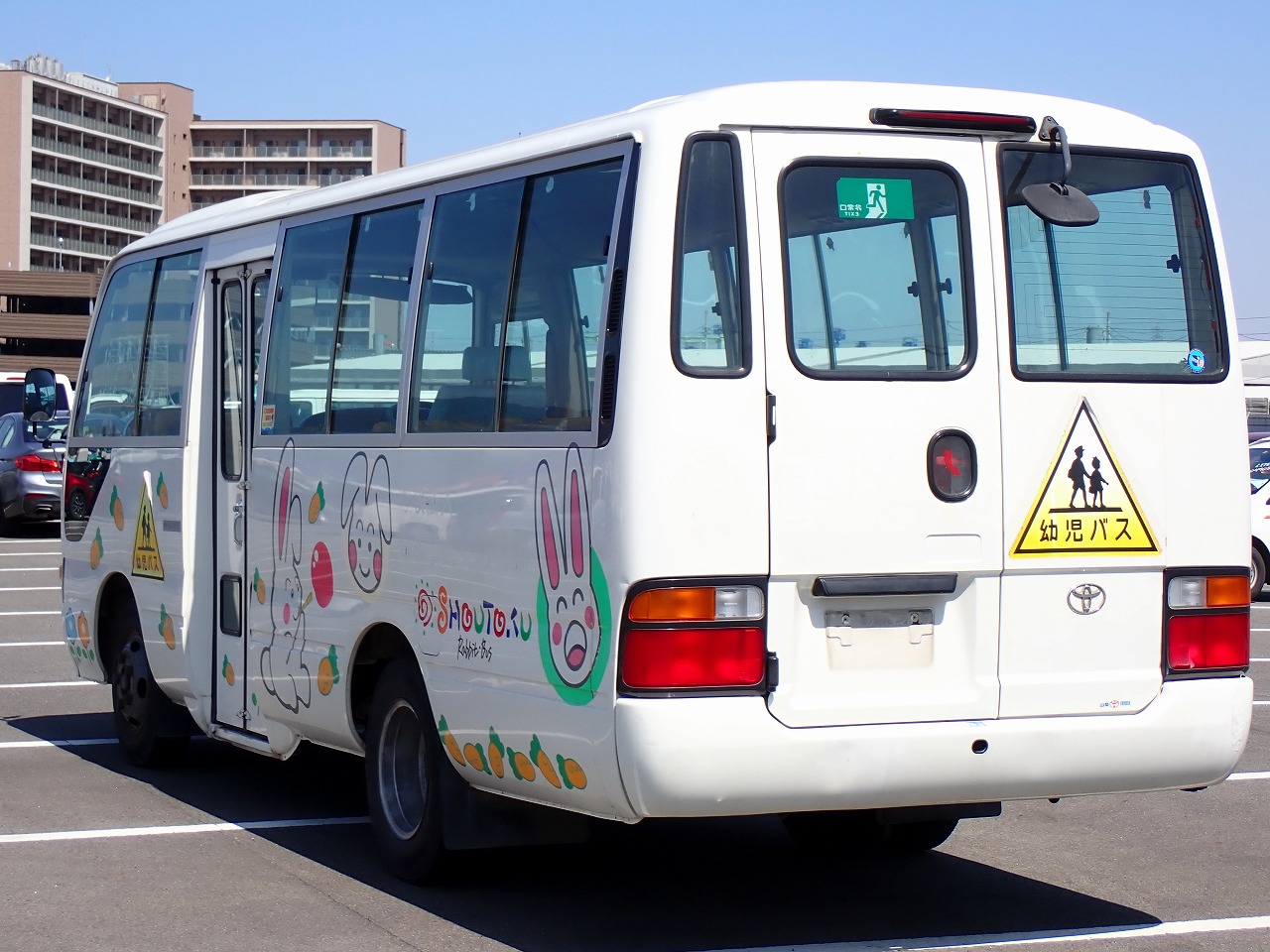 TOYOTA Coaster