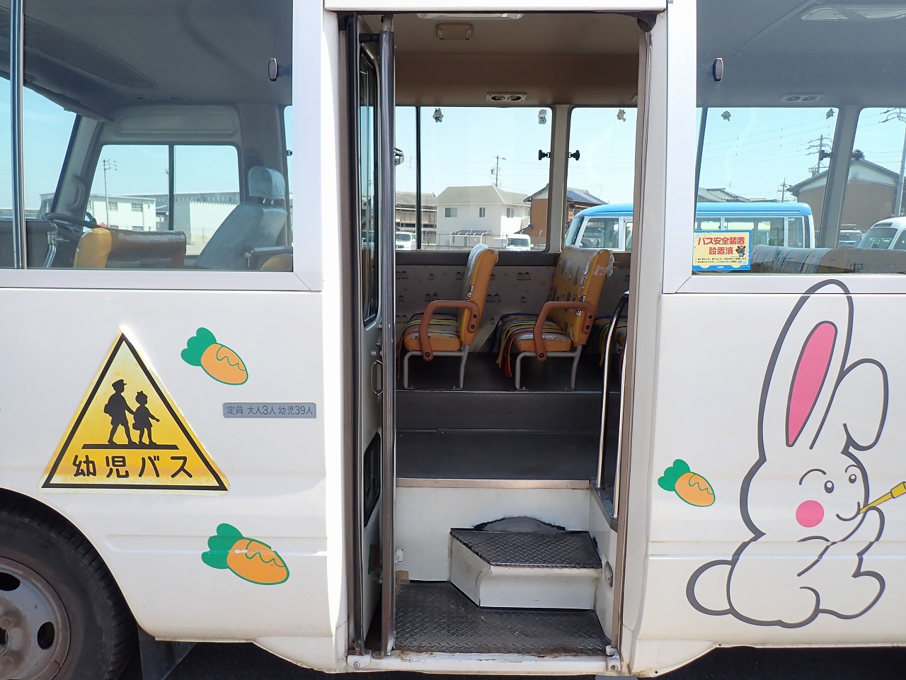TOYOTA Coaster