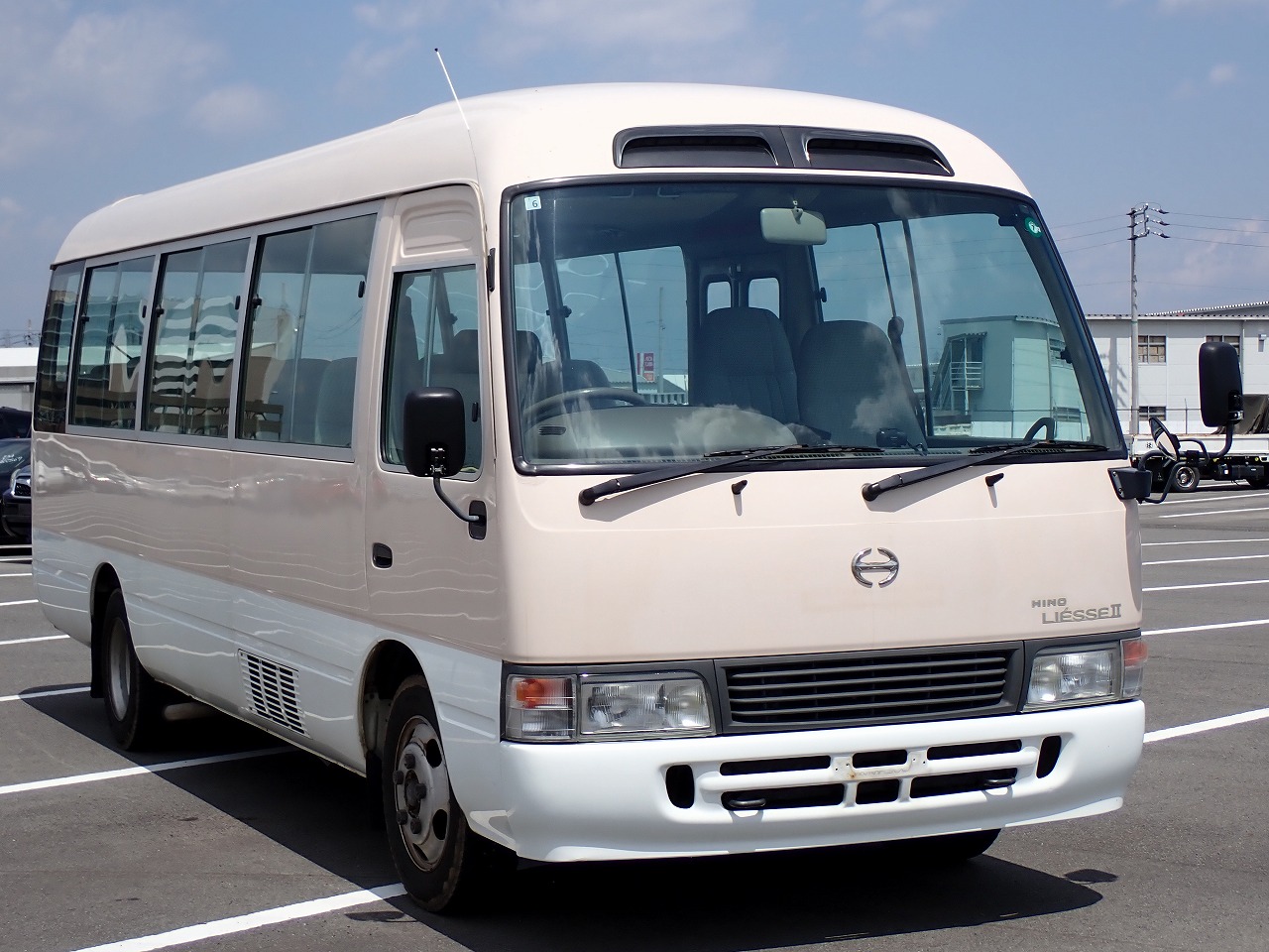 HINO LIESSE II