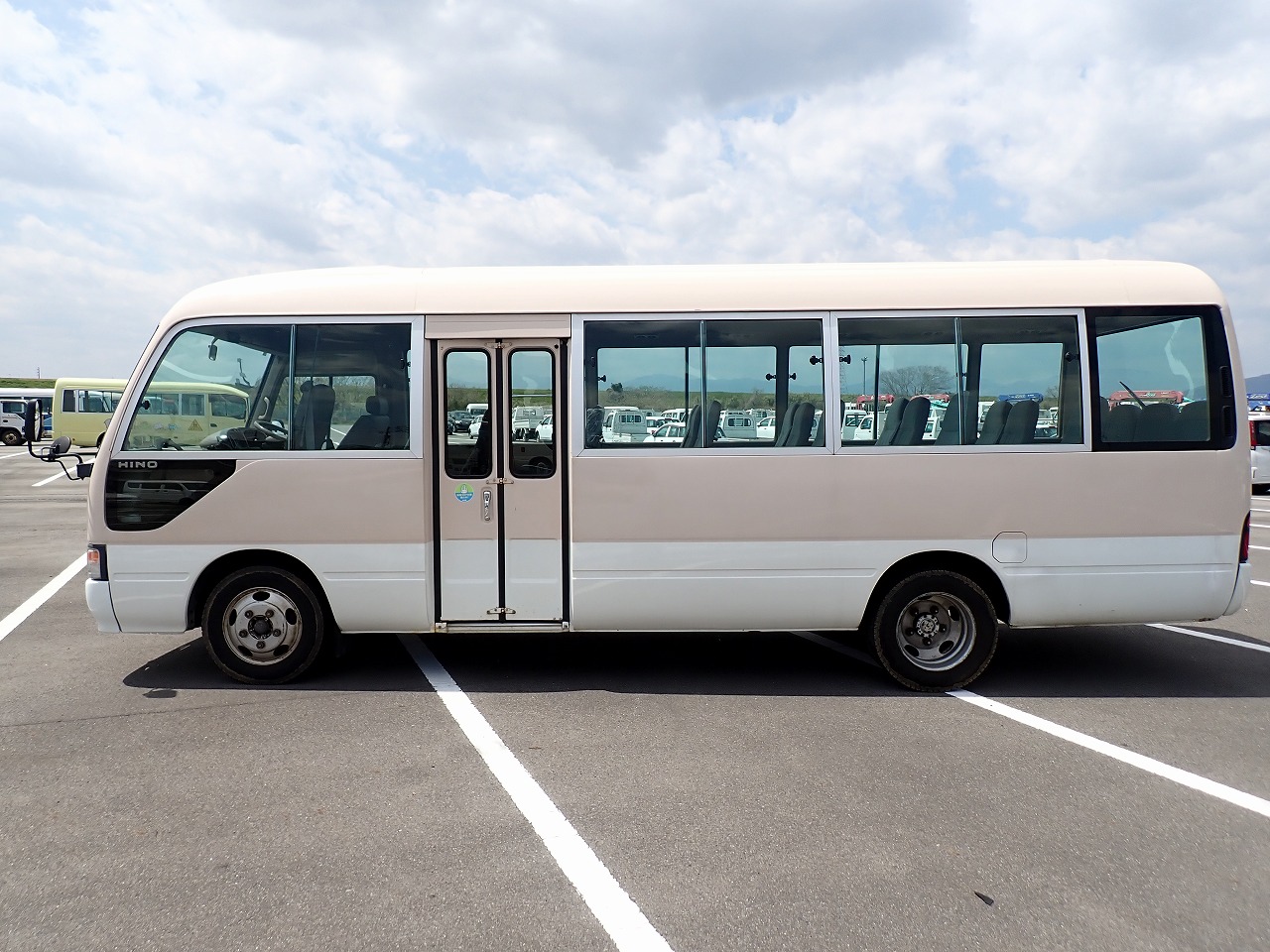 HINO LIESSE II