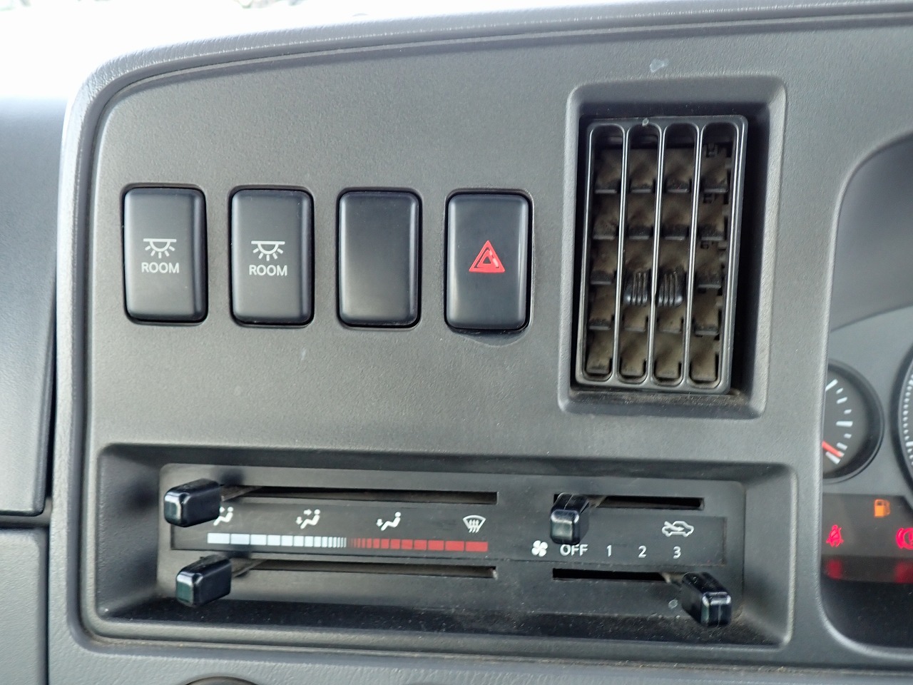 NISSAN Civilian Bus