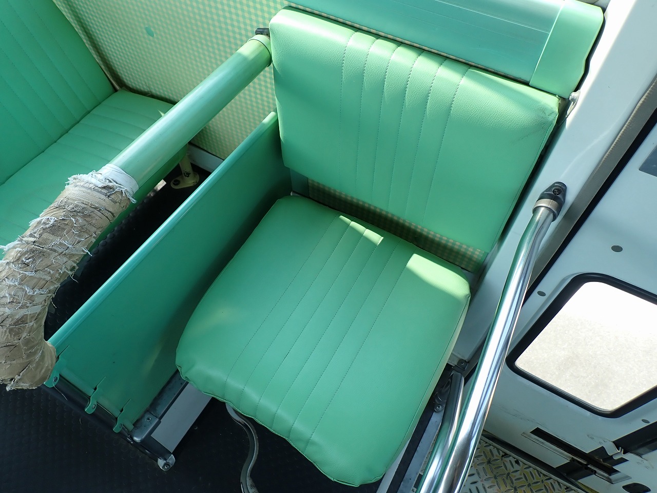 NISSAN Civilian Bus