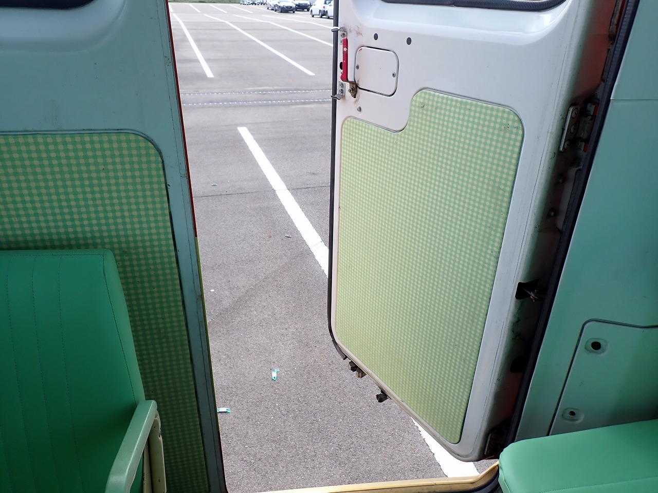 NISSAN Civilian Bus