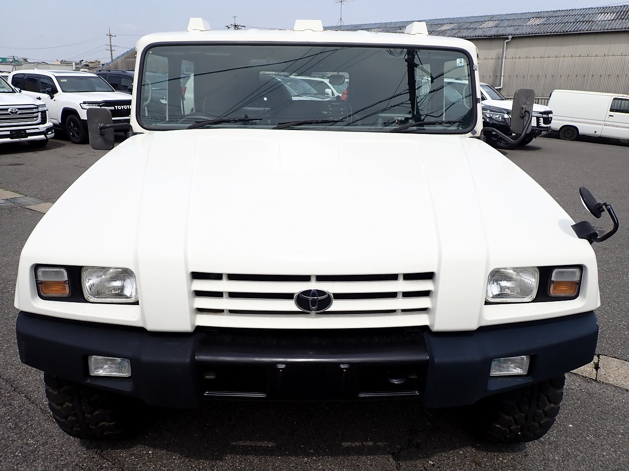 TOYOTA Megacruiser