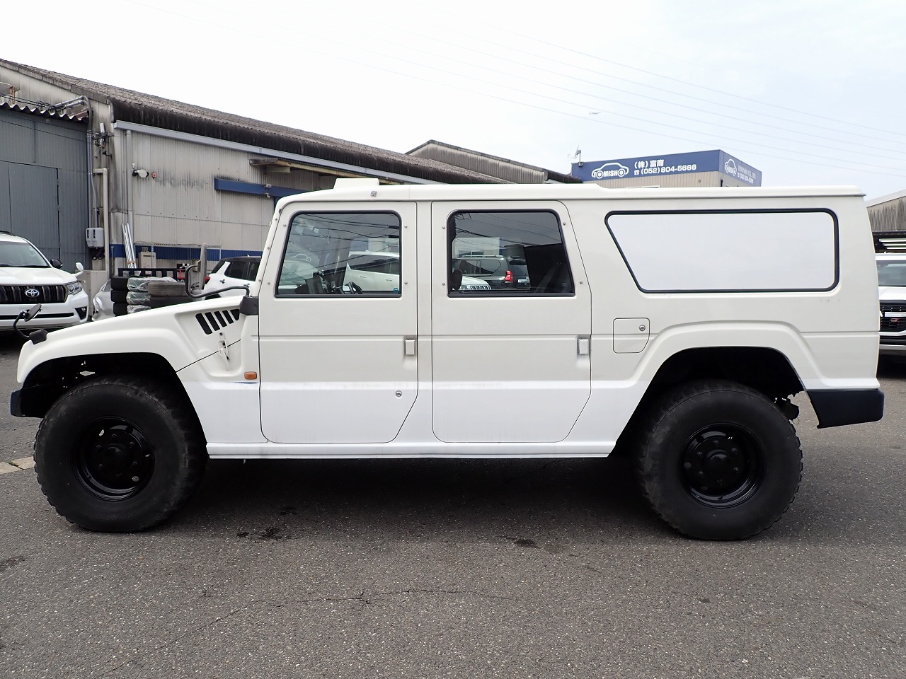 TOYOTA Megacruiser