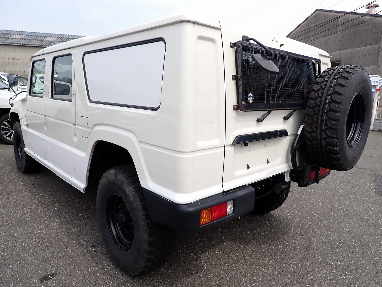 TOYOTA Megacruiser