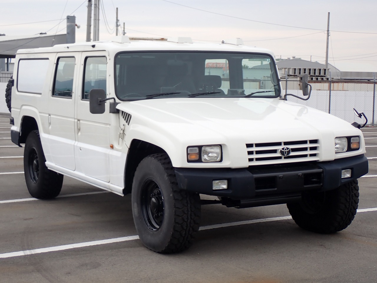 TOYOTA Megacruiser