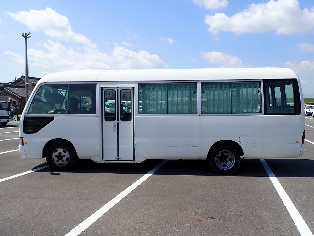 TOYOTA Coaster