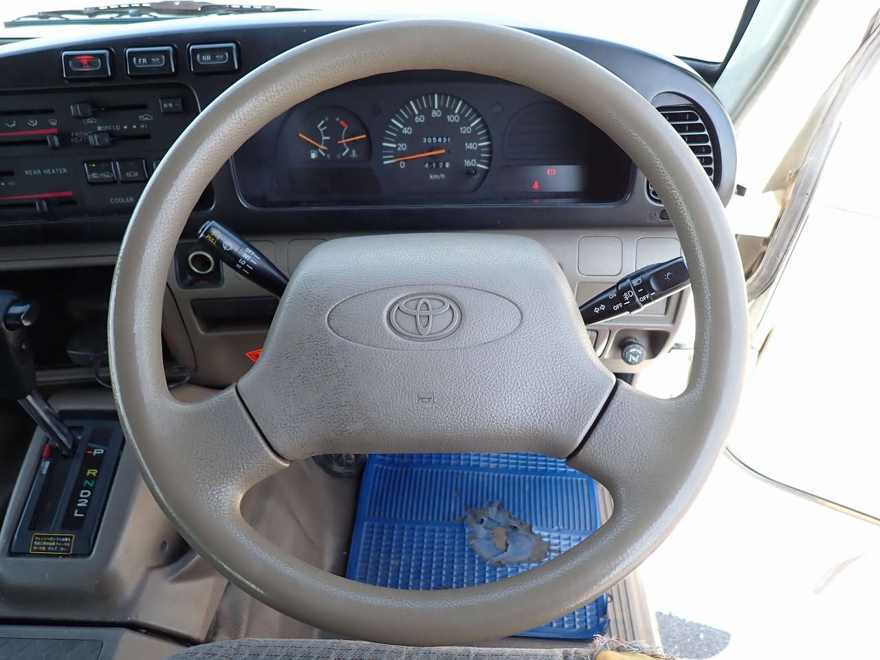TOYOTA Coaster