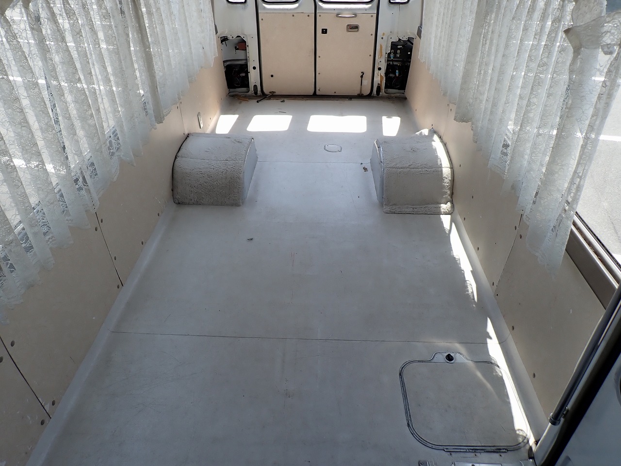 TOYOTA Coaster