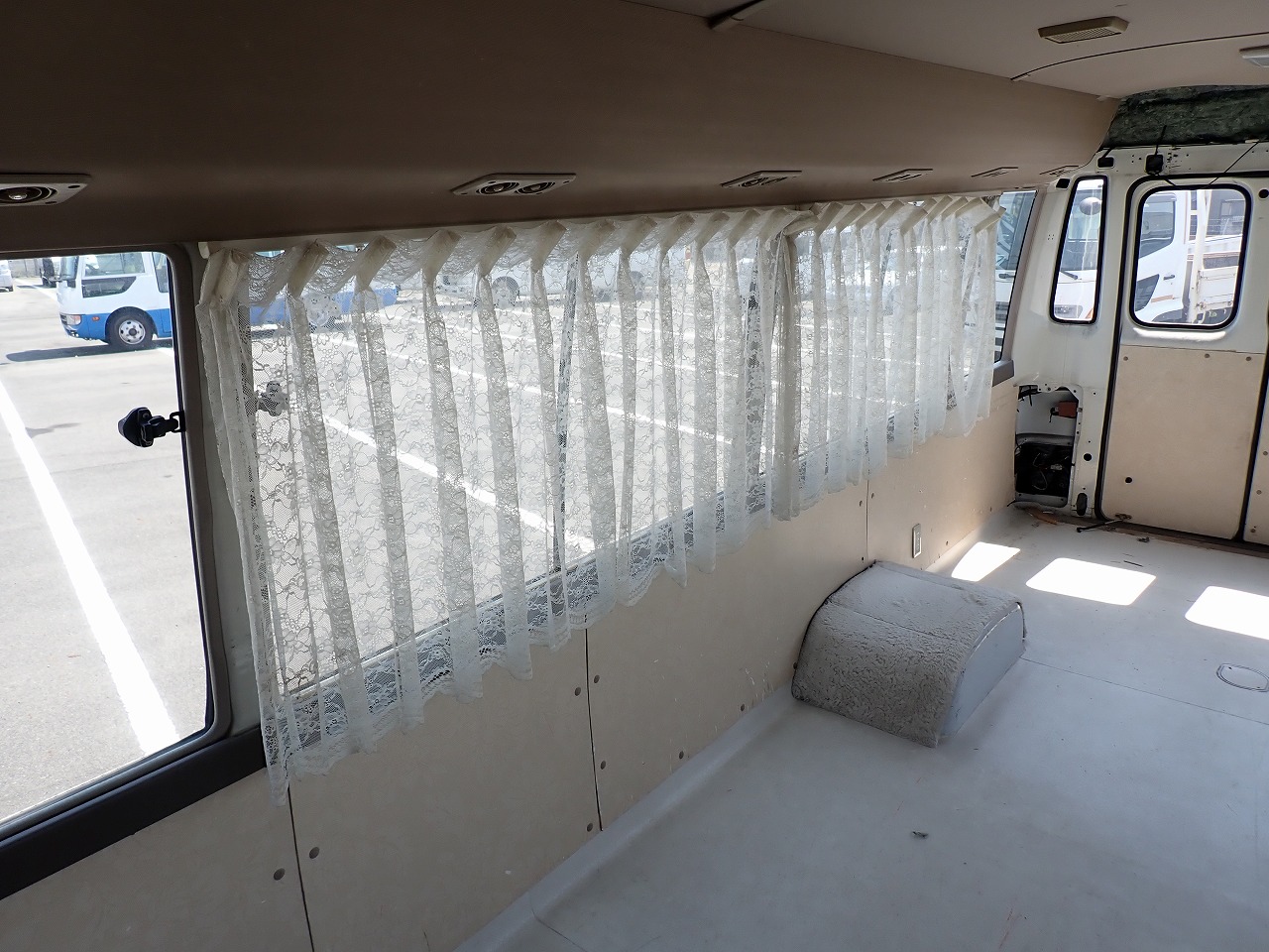 TOYOTA Coaster