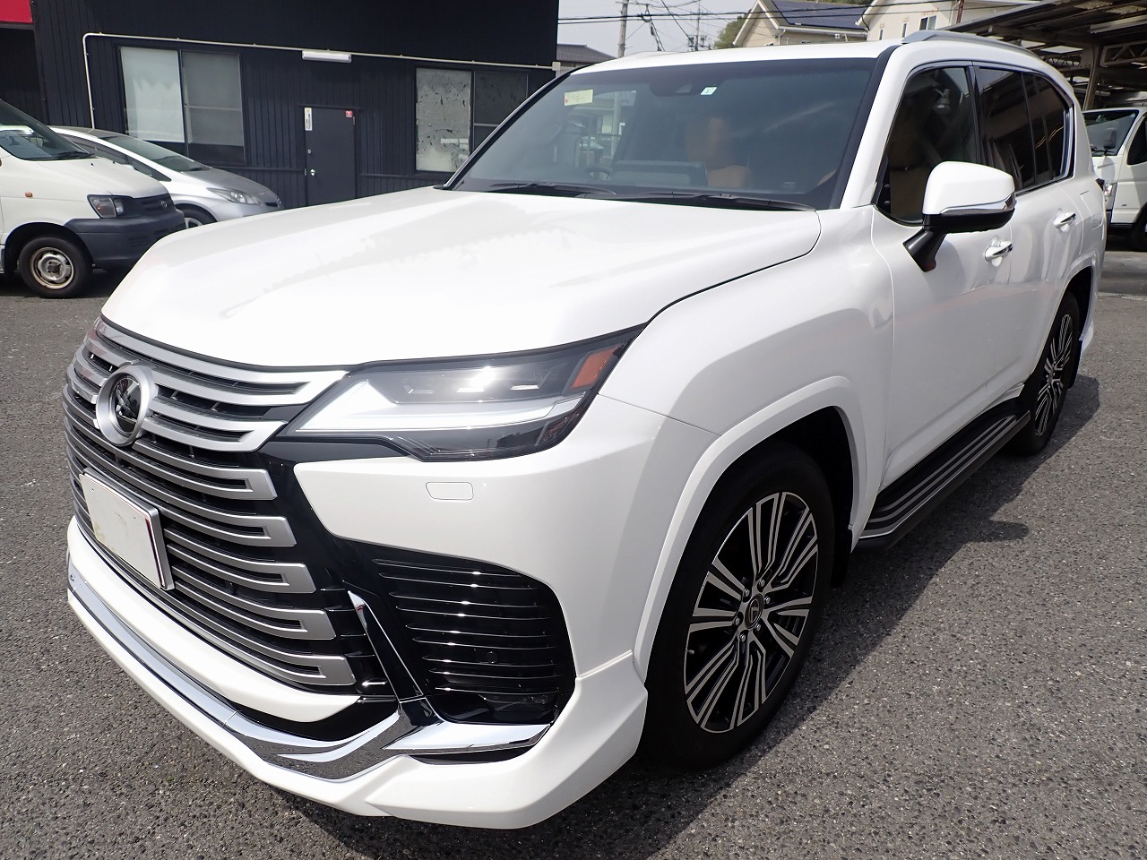 LEXUS LX