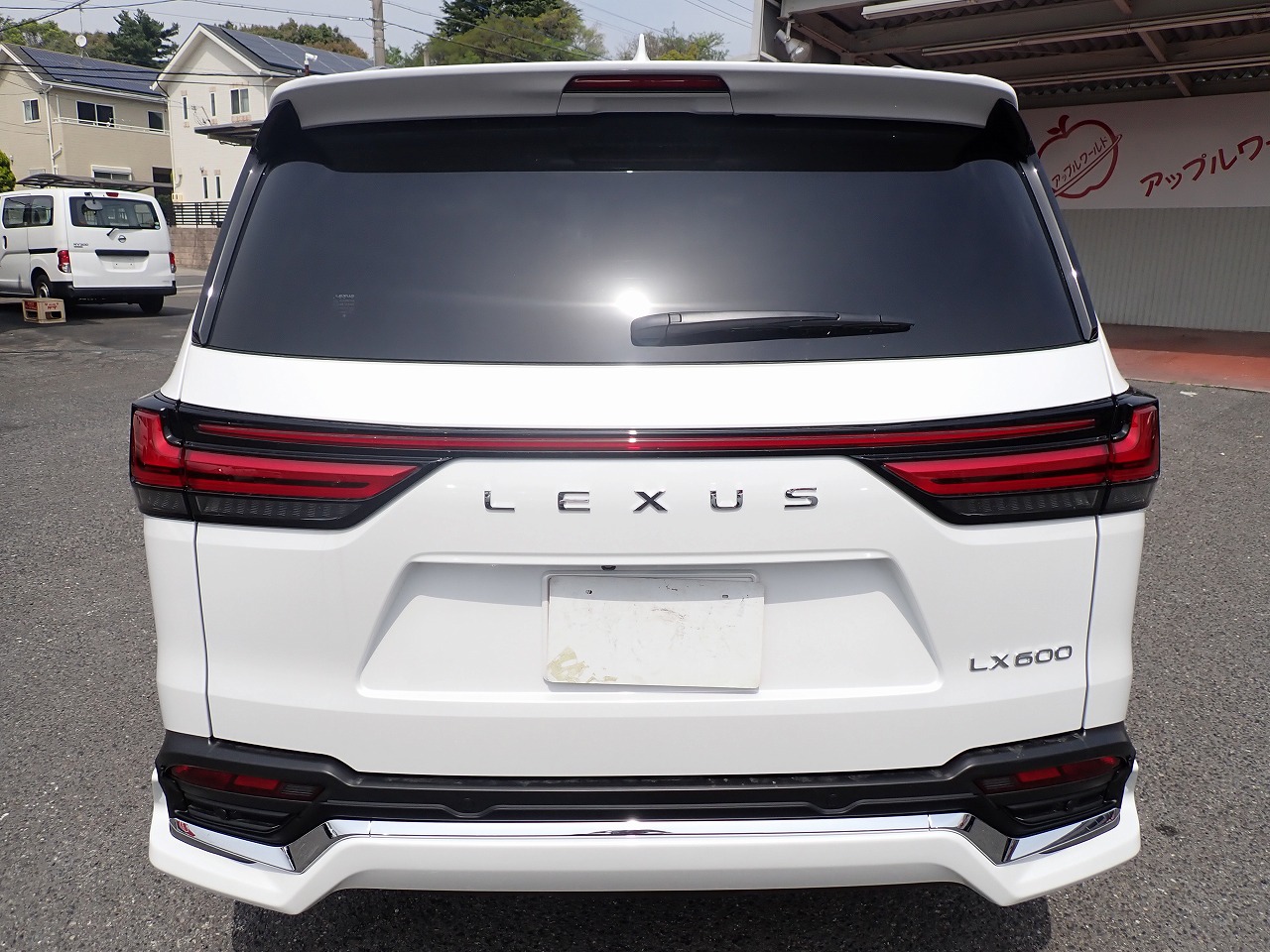 LEXUS LX
