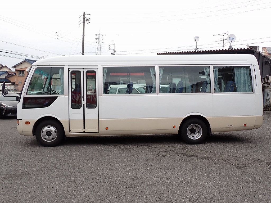 MITSUBISHI Rosa