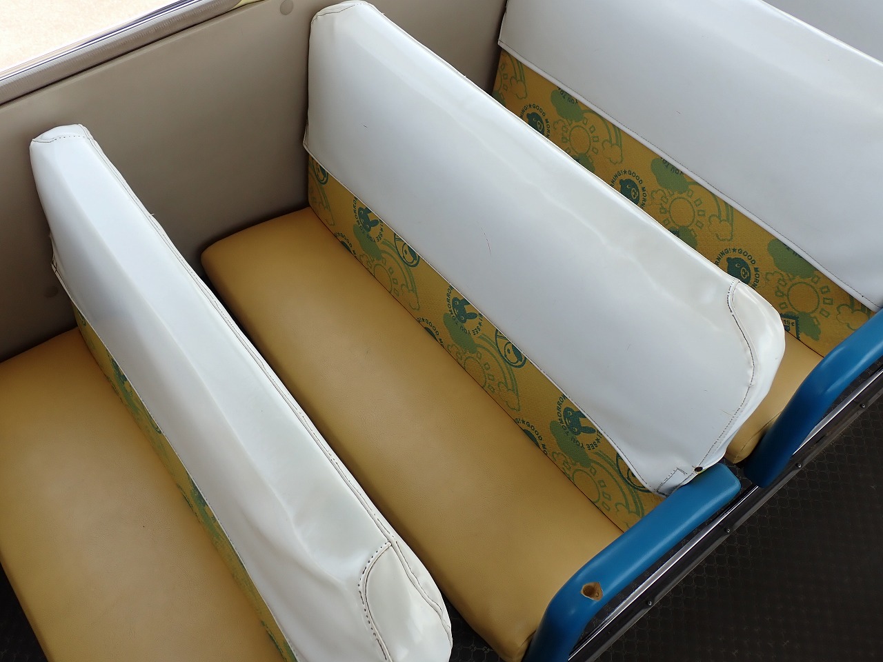 NISSAN Civilian Bus