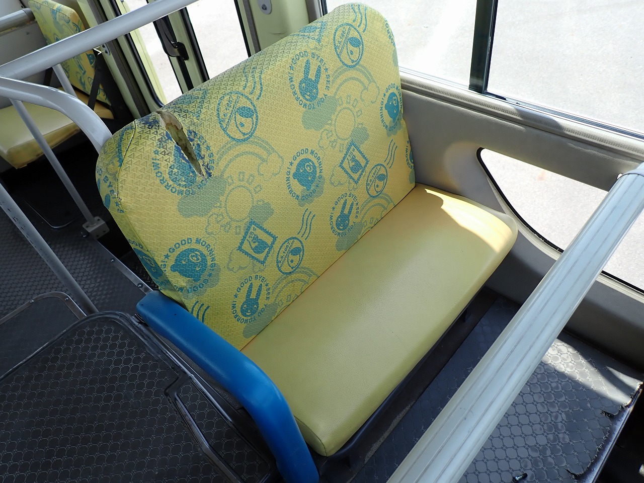 NISSAN Civilian Bus