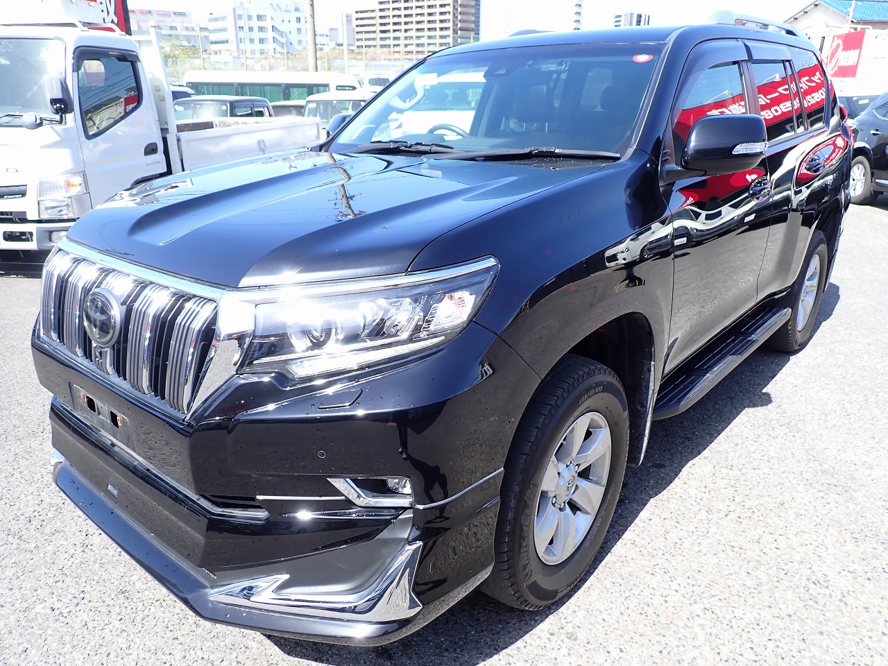 TOYOTA Land Cruiser Prado
