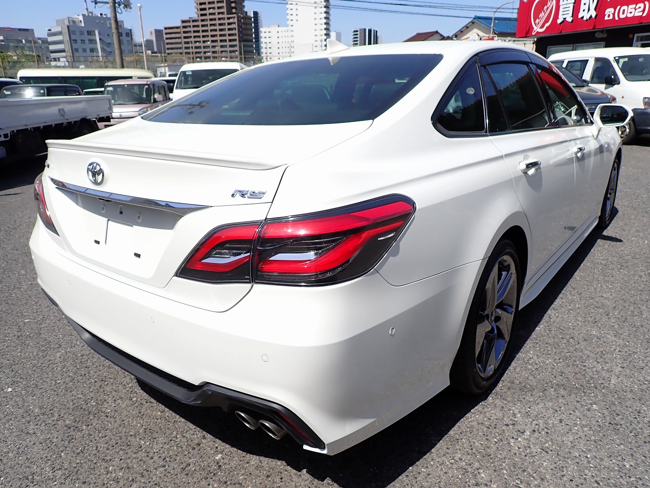 TOYOTA CROWN