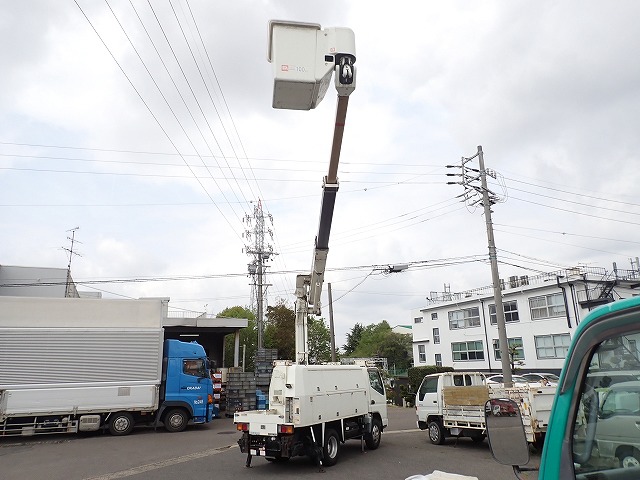 MITSUBISHI Canter
