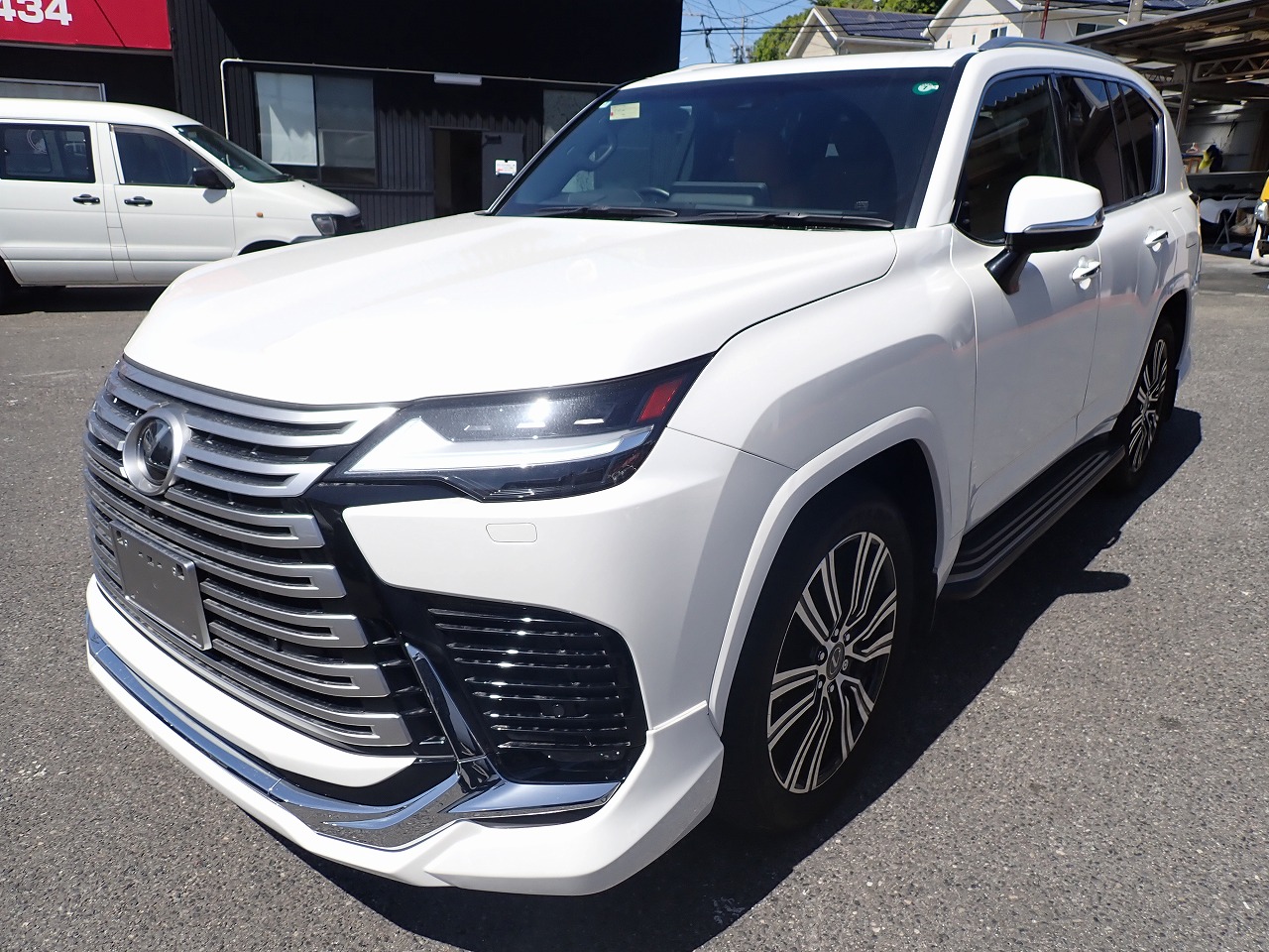 LEXUS LX
