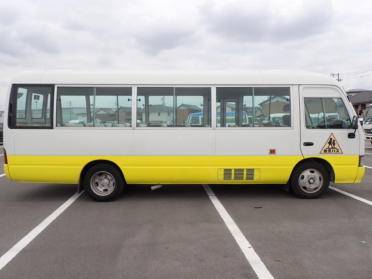 TOYOTA Coaster