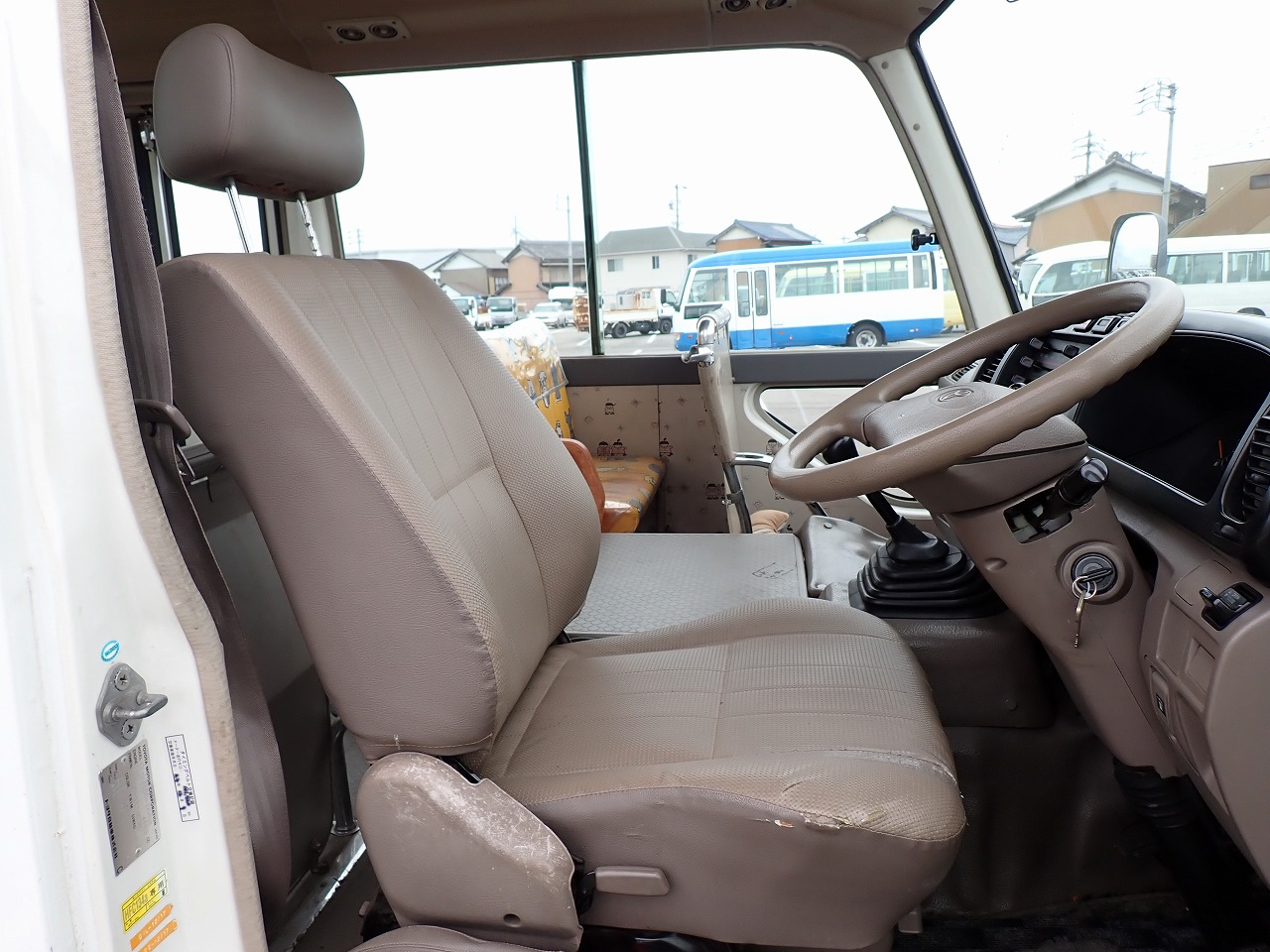TOYOTA Coaster