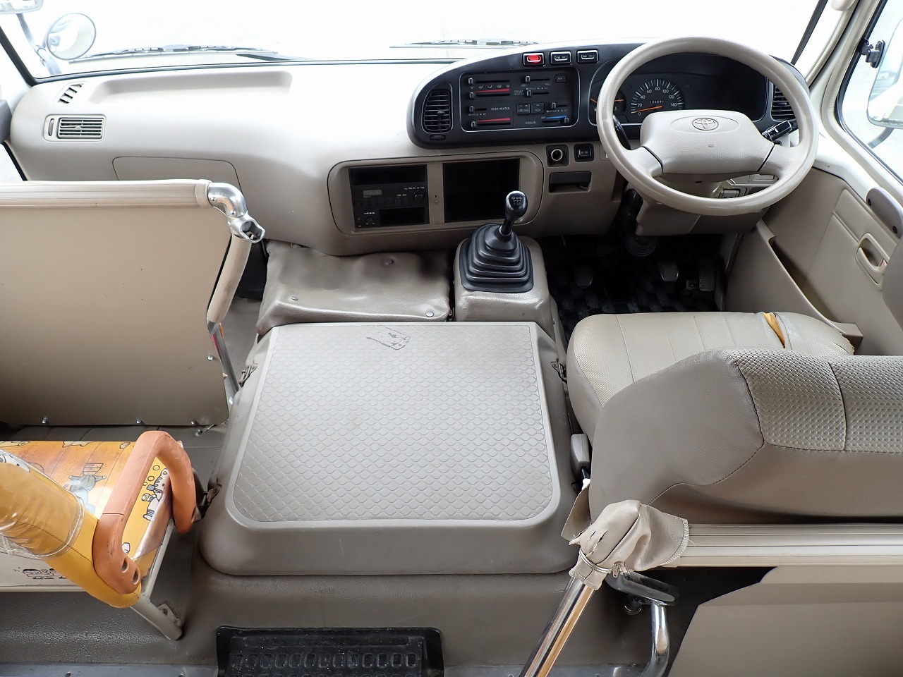 TOYOTA Coaster