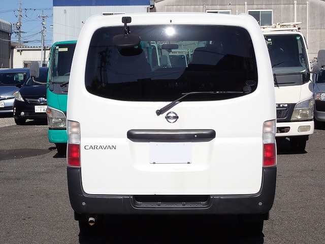 NISSAN Caravan Coach