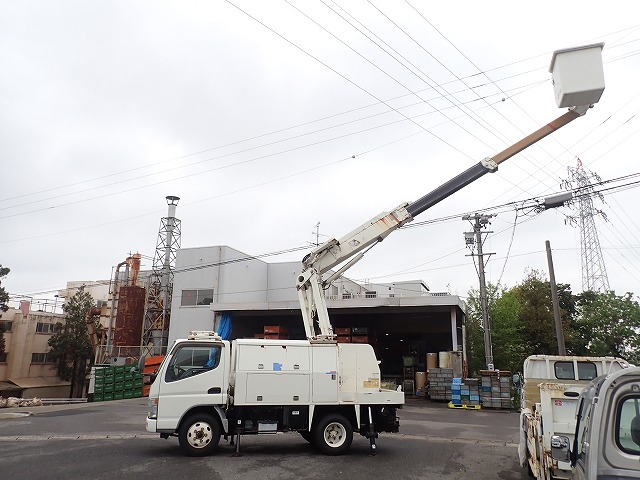 MITSUBISHI Canter