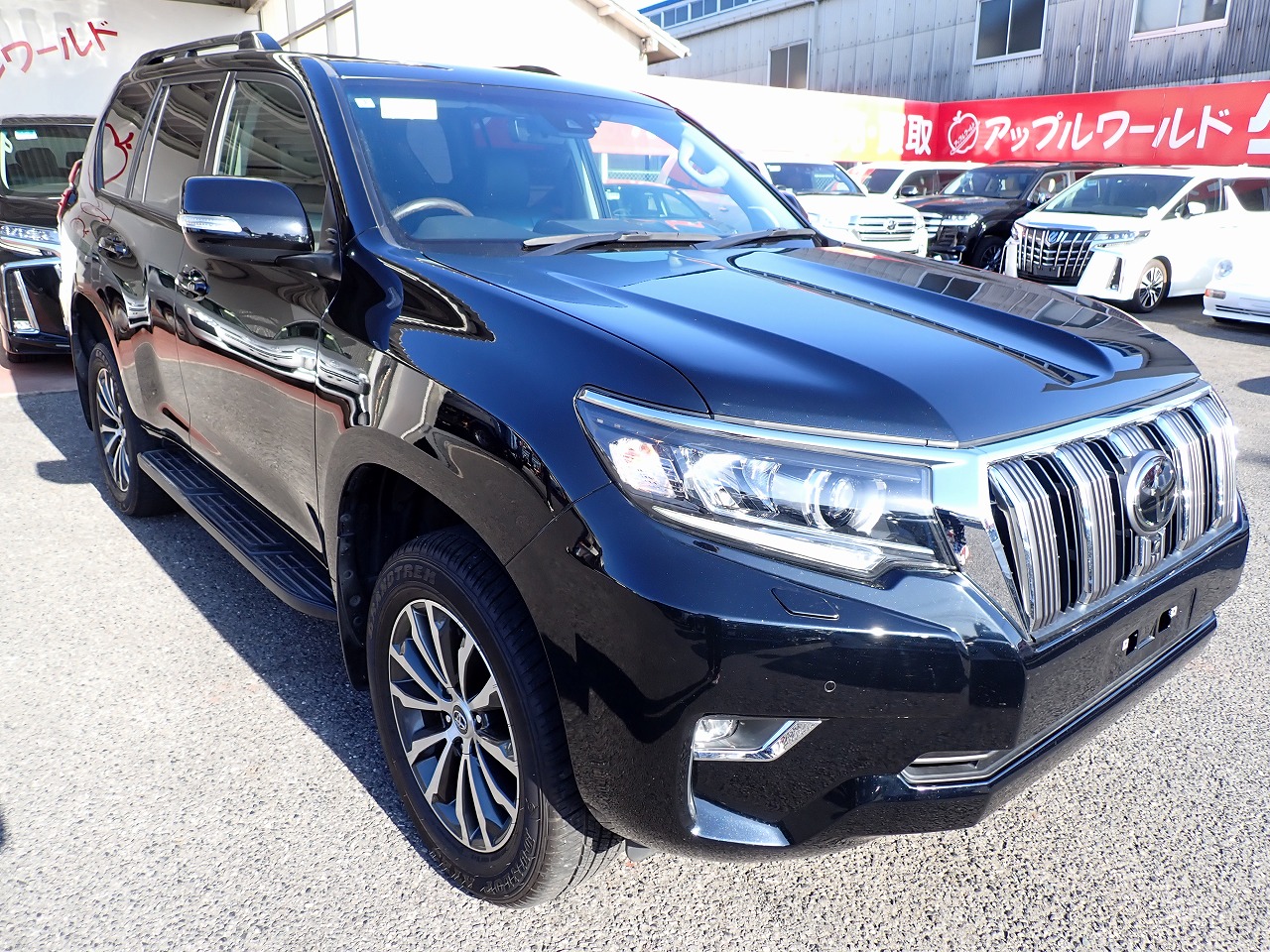 TOYOTA Land Cruiser Prado