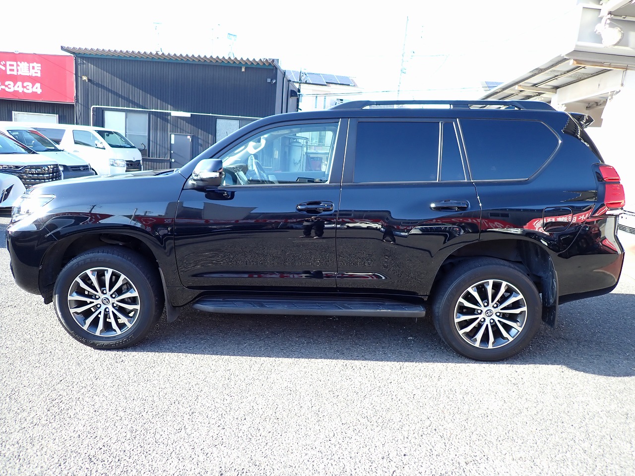 TOYOTA Land Cruiser Prado