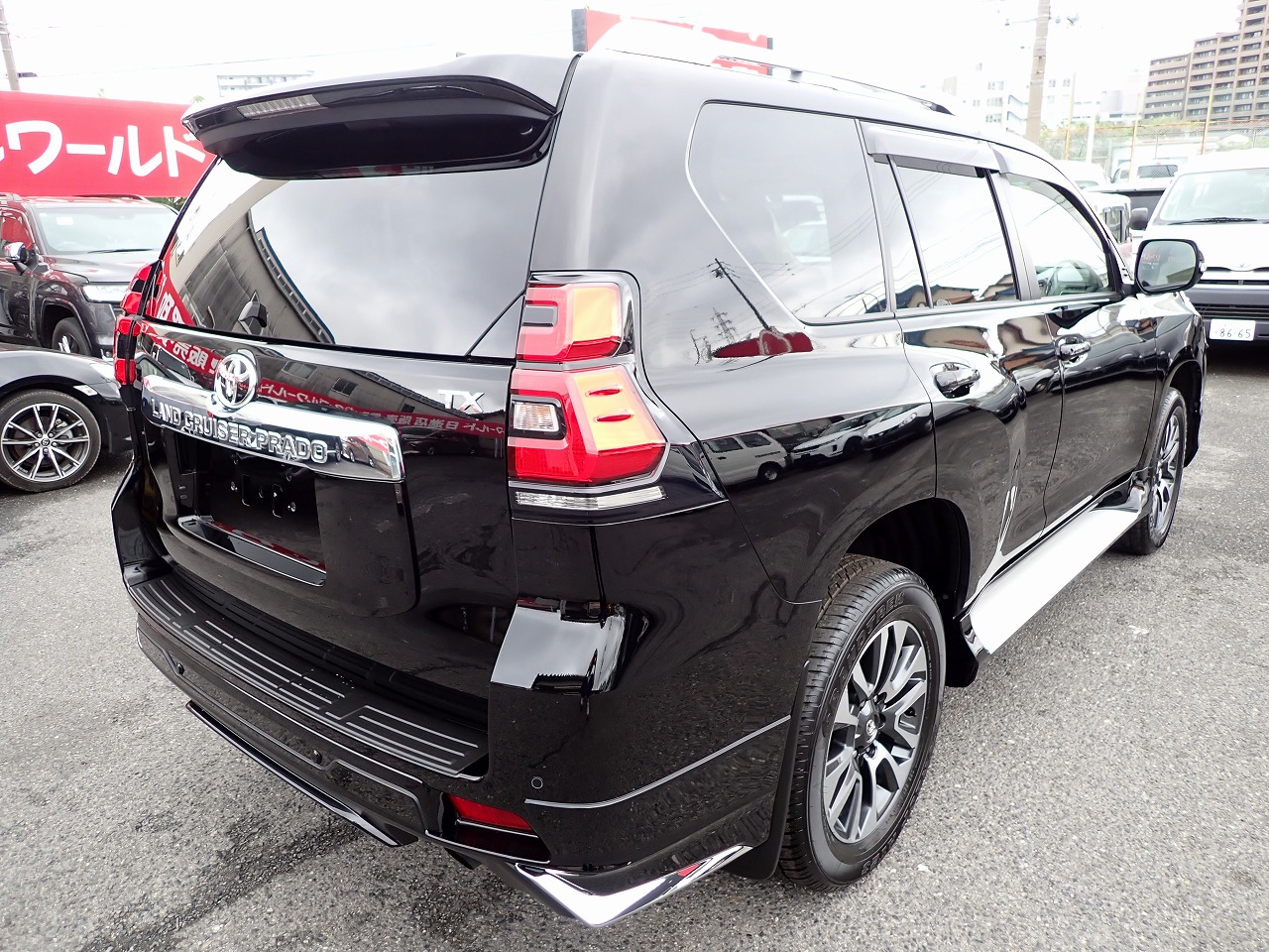 TOYOTA Land Cruiser Prado