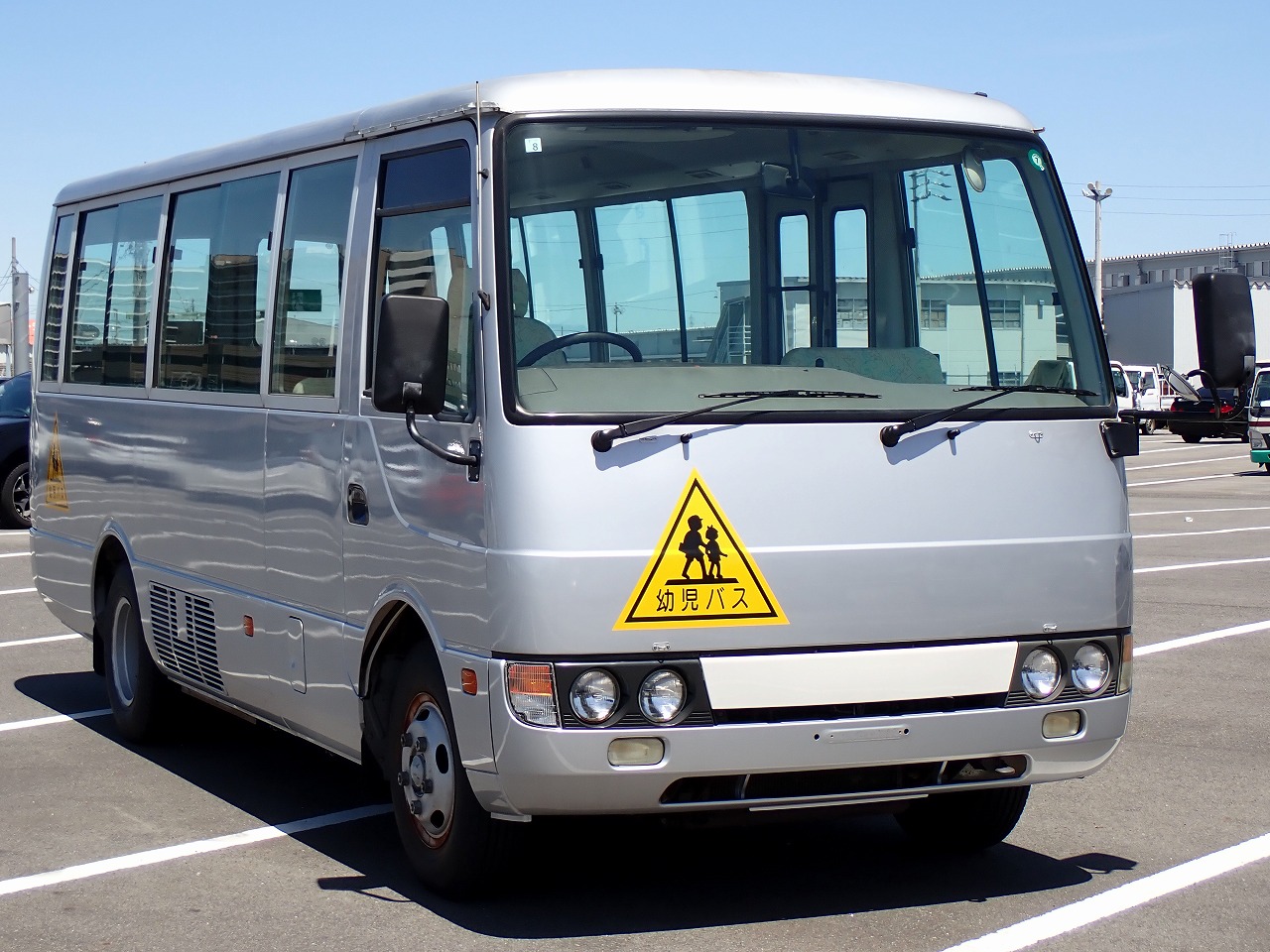 MITSUBISHI Rosa