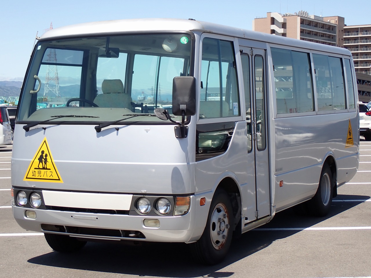MITSUBISHI Rosa