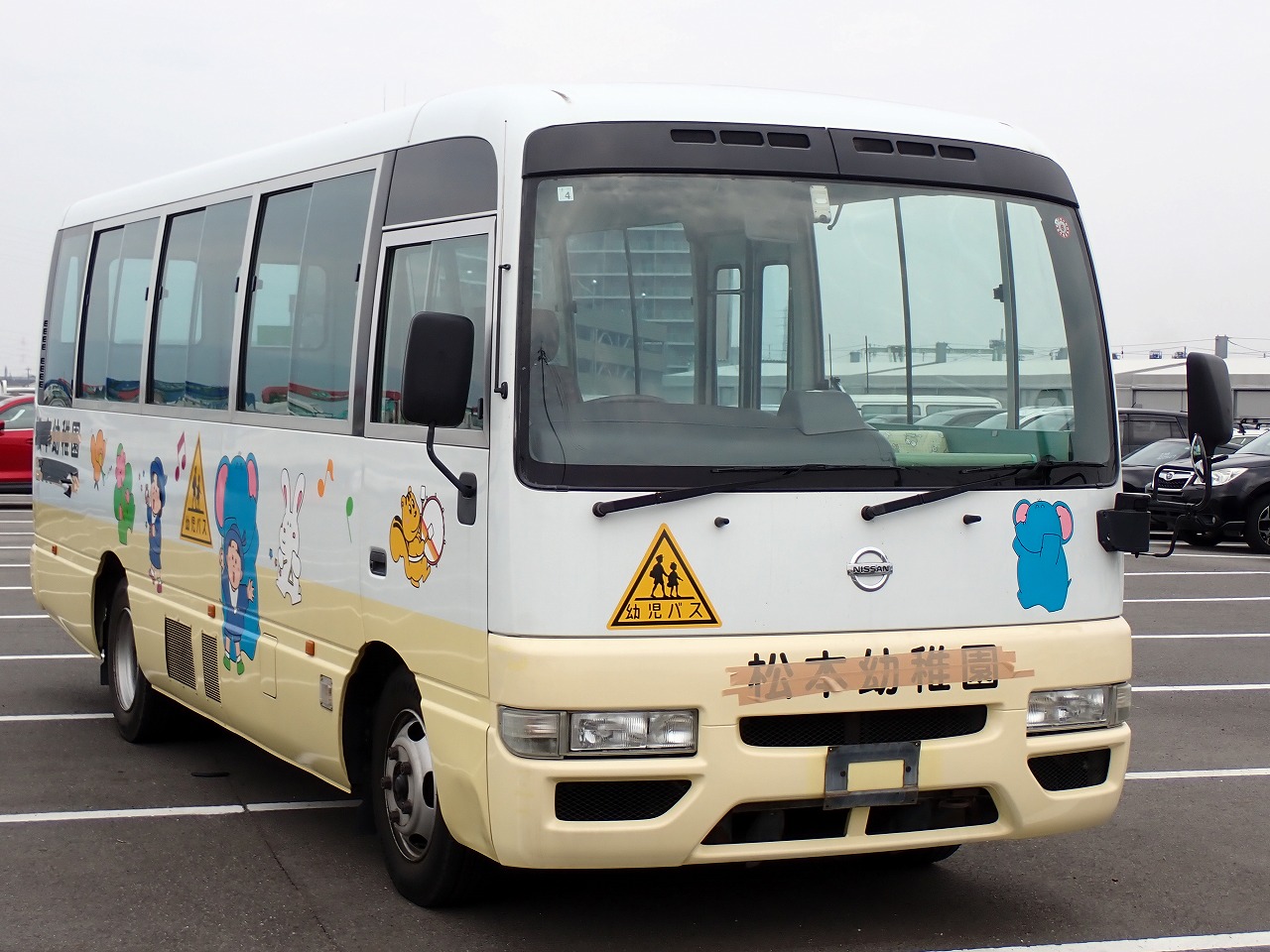 NISSAN Civilian Bus