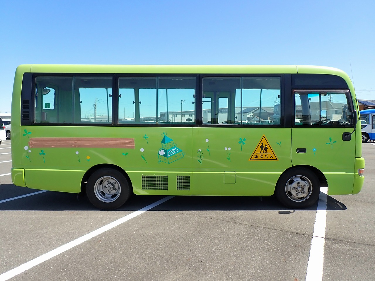 NISSAN Civilian Bus
