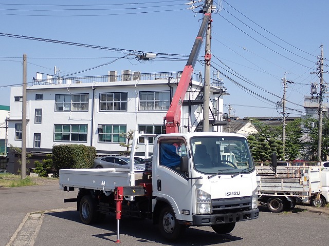ISUZU Elf Truck
