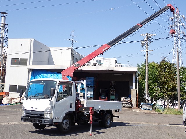 ISUZU Elf Truck
