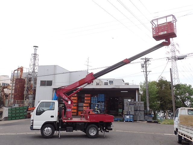 ISUZU Elf Truck