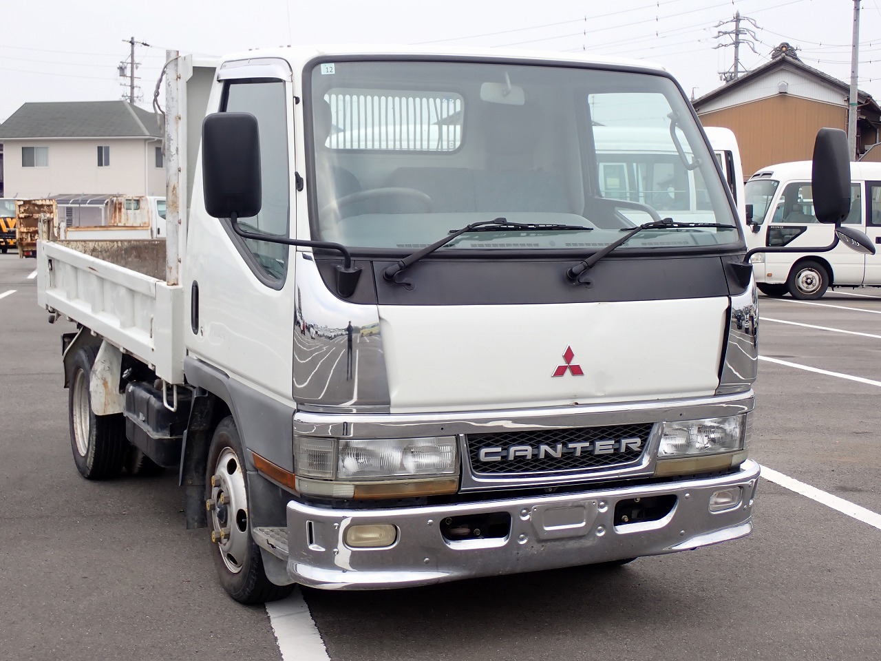 MITSUBISHI Canter