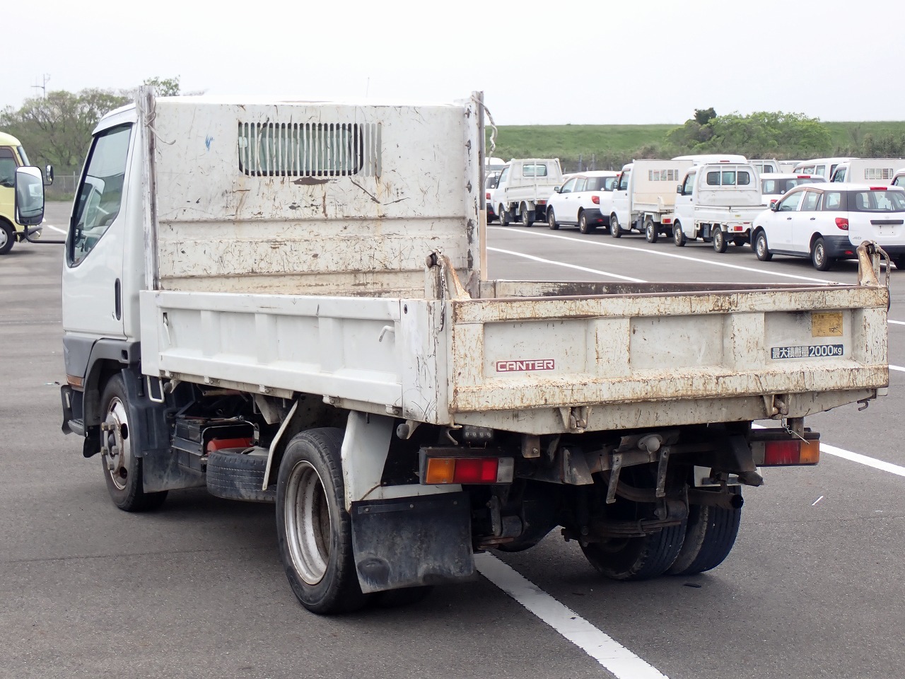 MITSUBISHI Canter