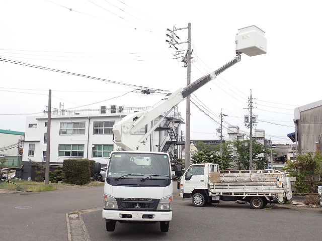 MITSUBISHI Canter