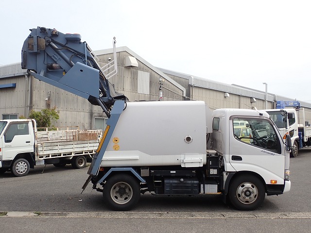 HINO Dutro