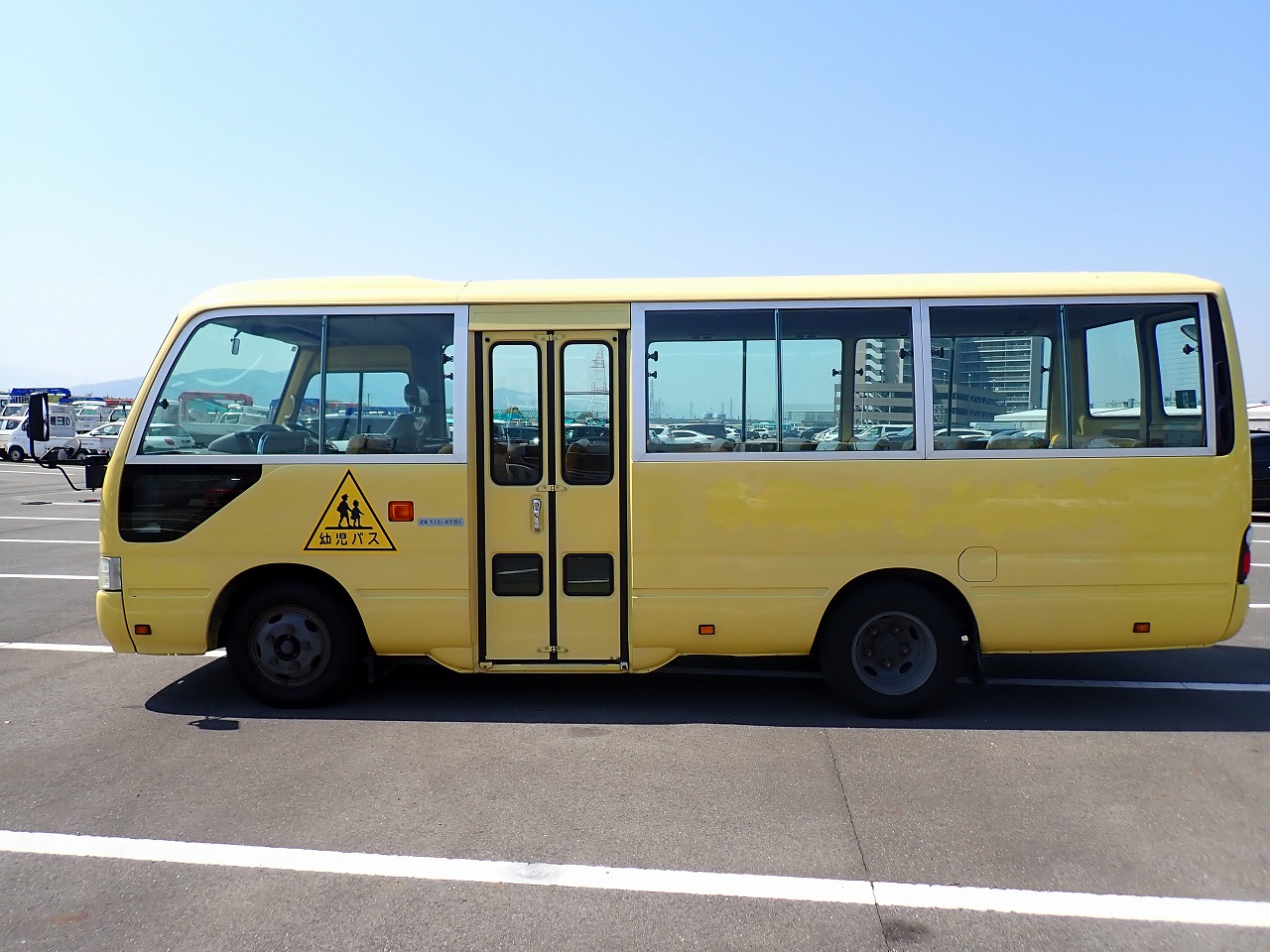 TOYOTA Coaster