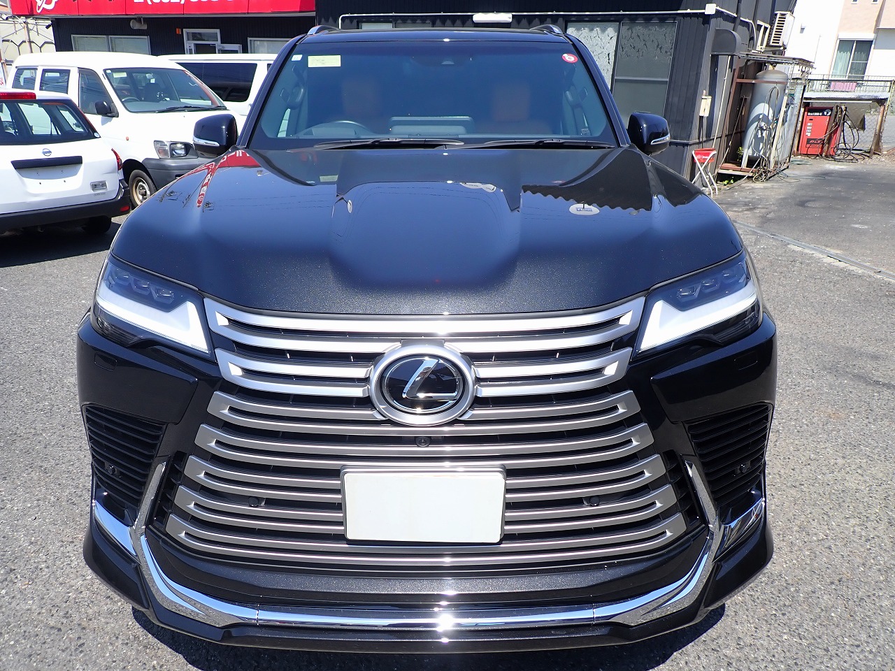 LEXUS LX