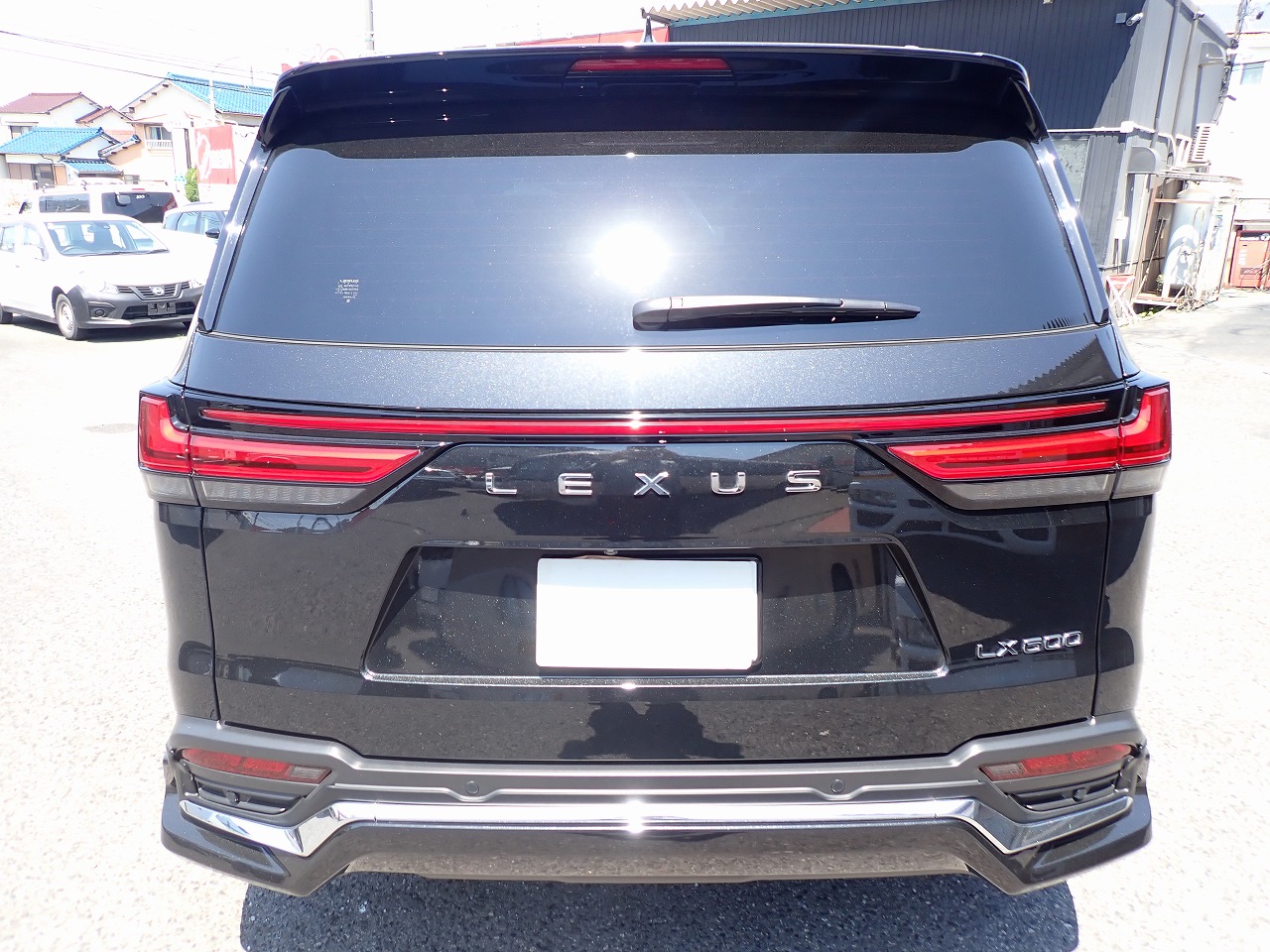 LEXUS LX