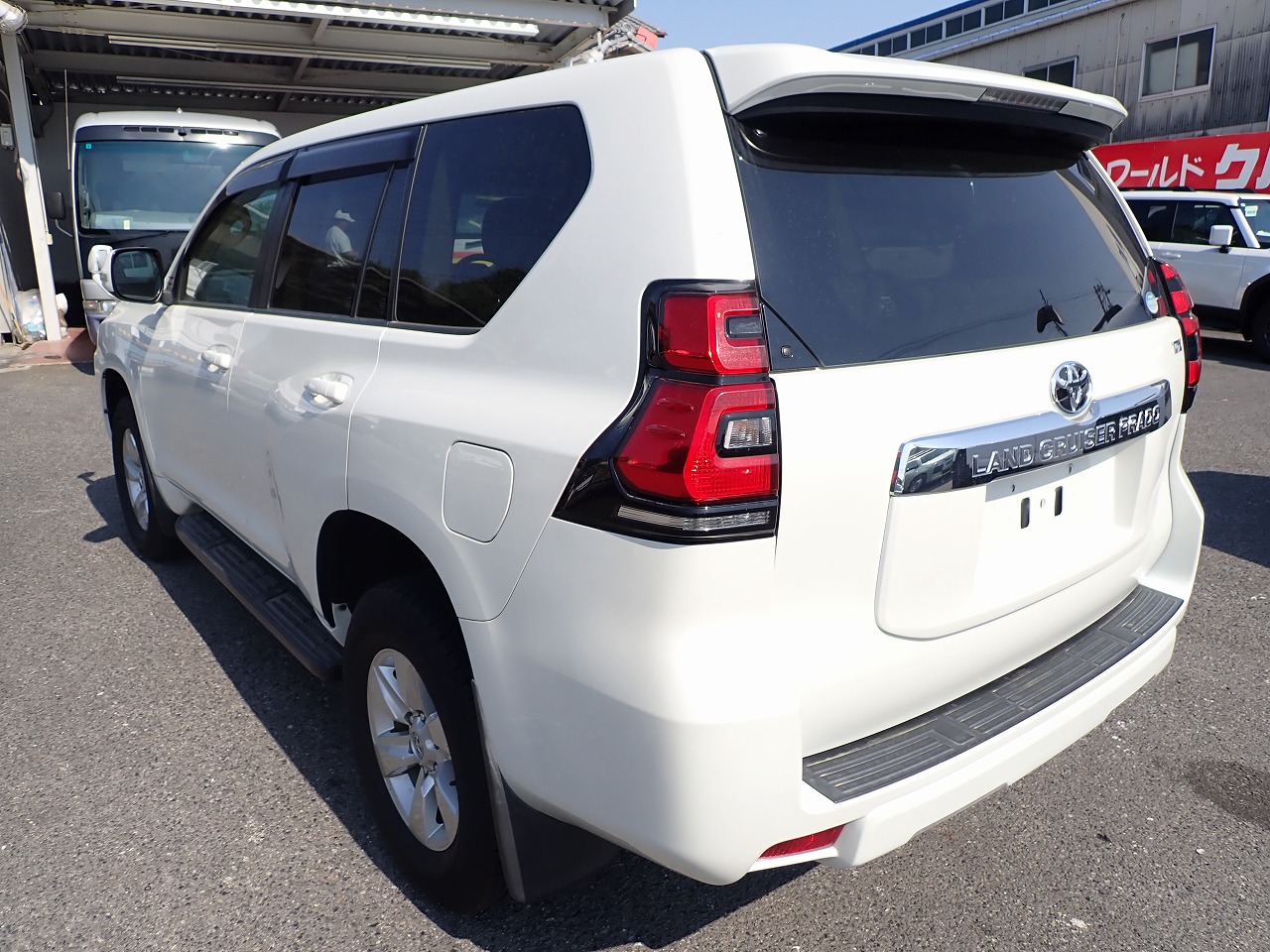 TOYOTA Land Cruiser Prado