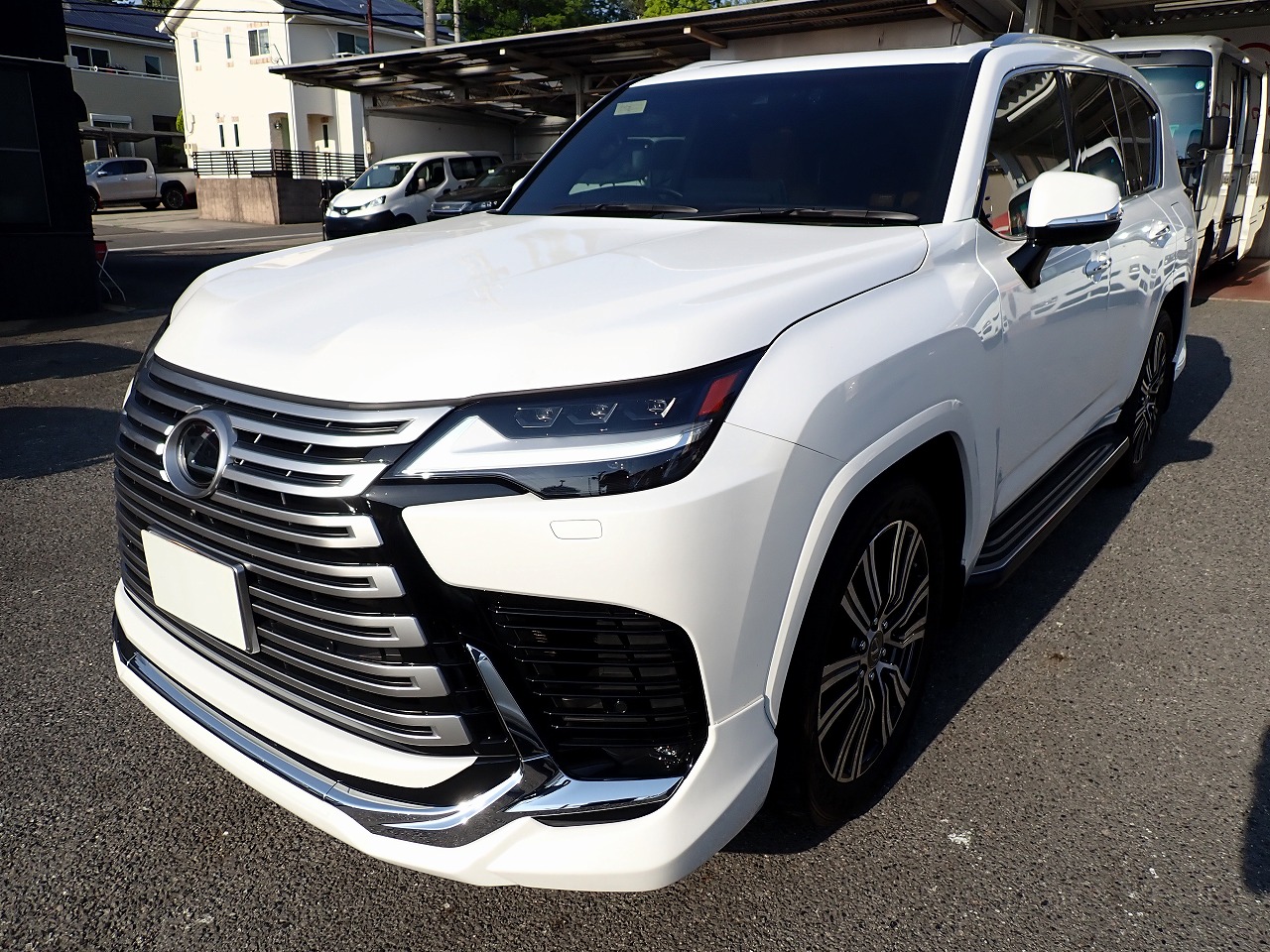 LEXUS LX