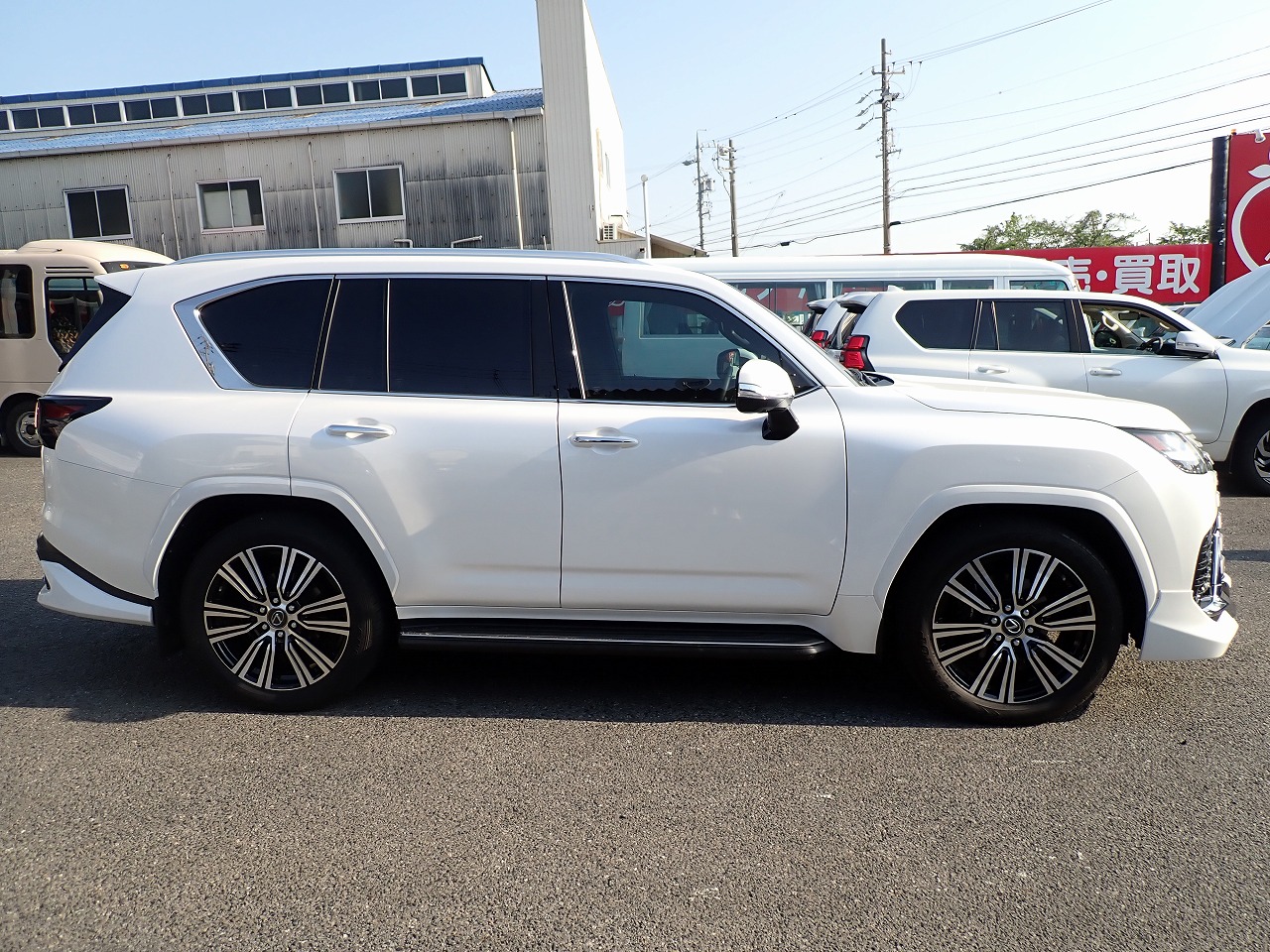 LEXUS LX