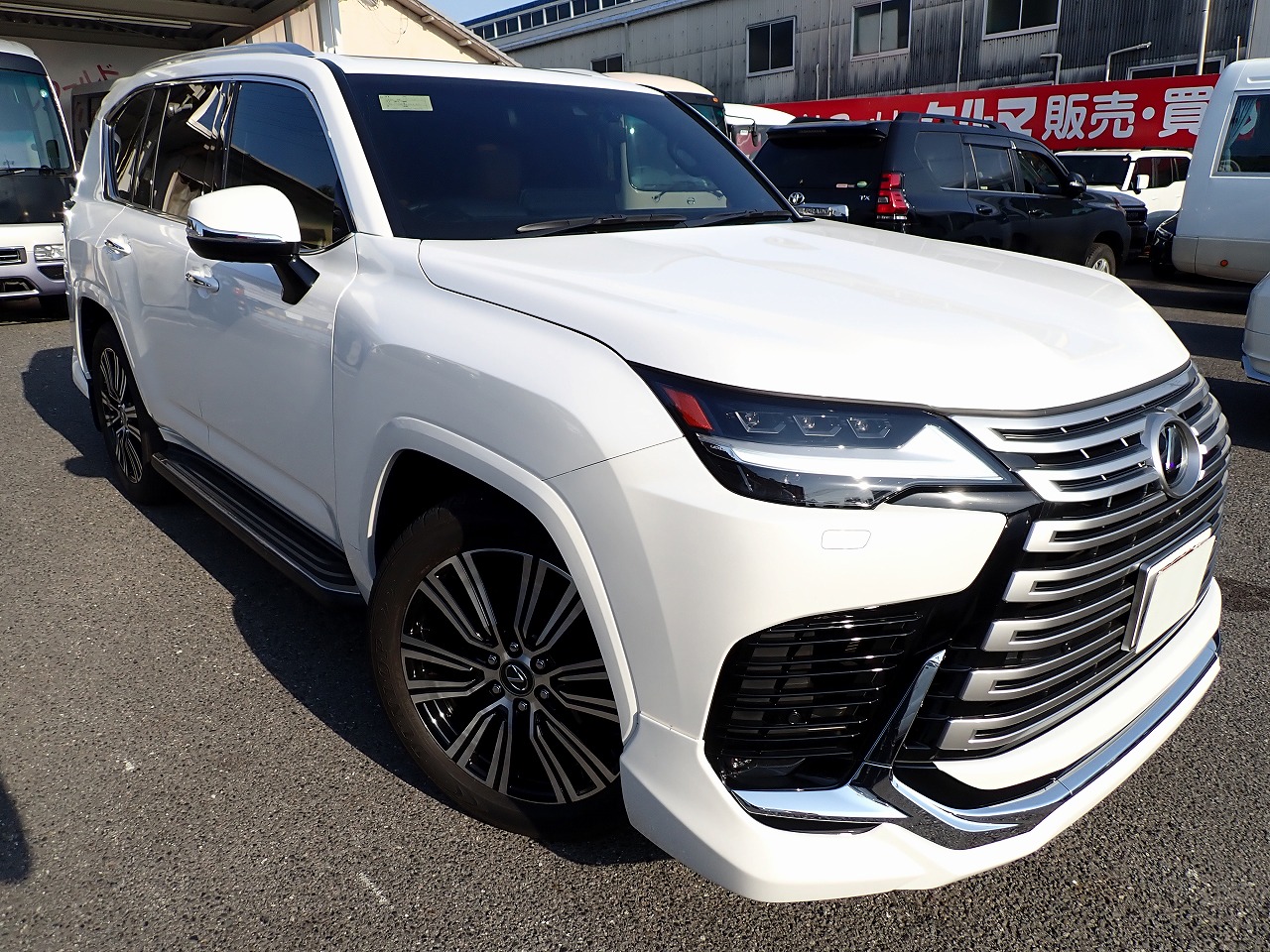 LEXUS LX